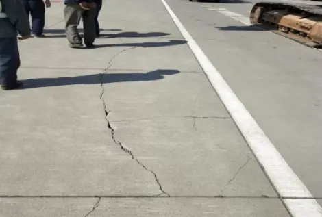 Southwest Airport Runway Repair with Rapid-Setting Concrete