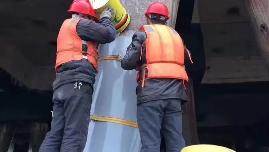 Coastal Bridge Pier Fiberglass Sleeve Strengthening Project
